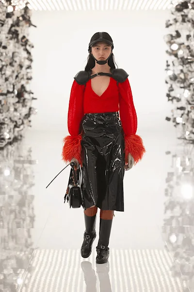 Look 44
